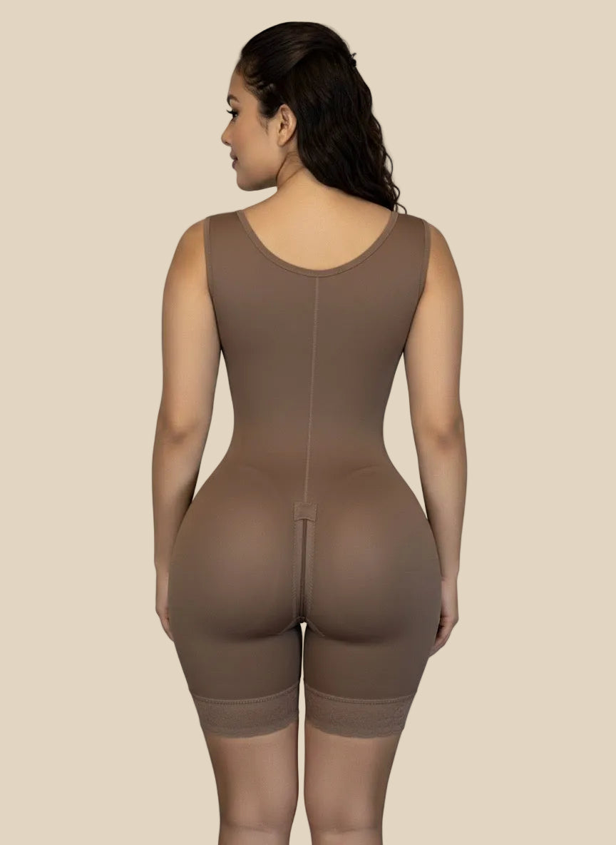 Faja Colombiana Moldeadora y Reductora de Alta Compresión – Senos Libres, Media Pierna, Invisible en los glúteos.